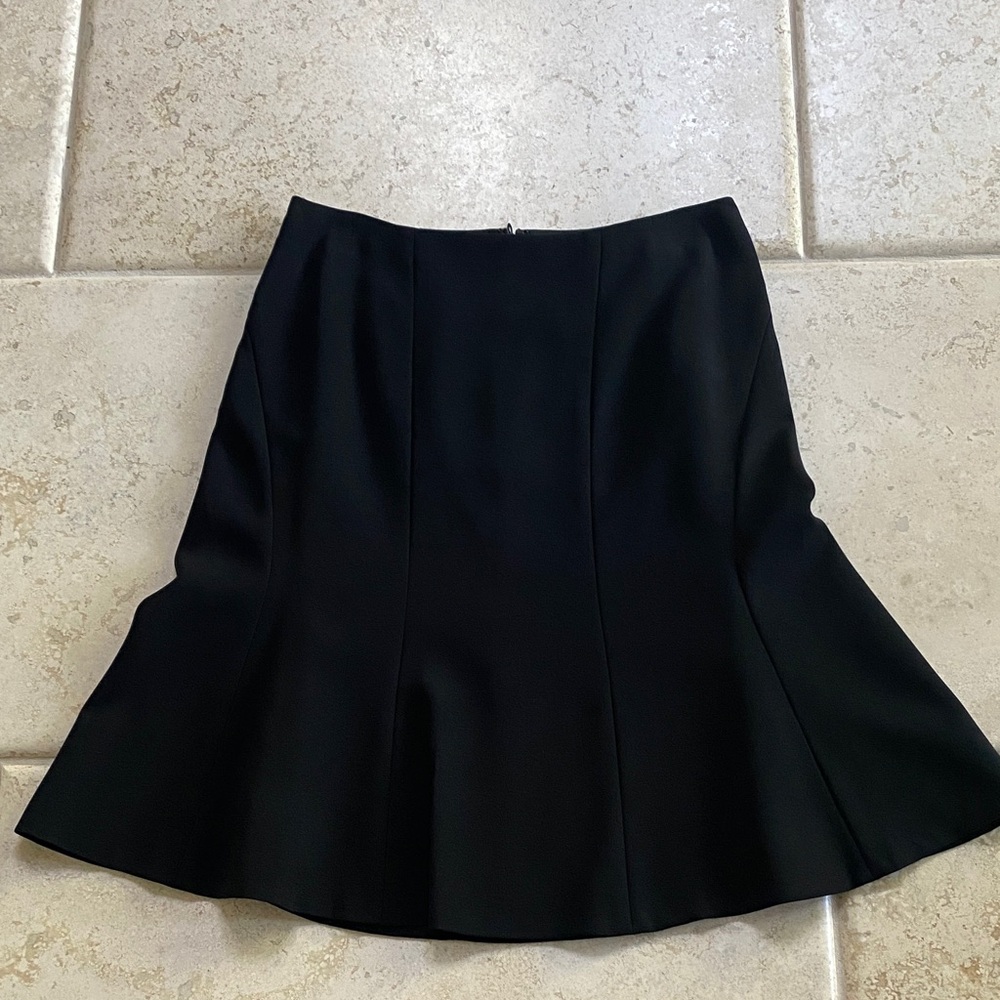 Ann Taylor Black A-Line Flared Skirt Size 6 Petite